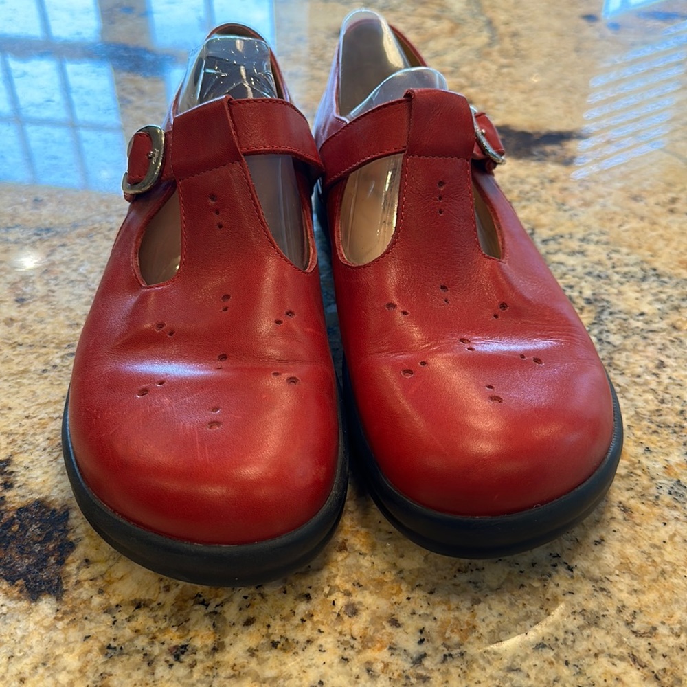 Footprints by Birkenstock Mary Janes